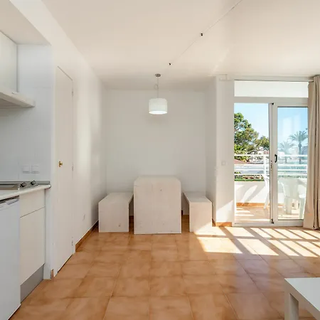 Neighbours Apartment *